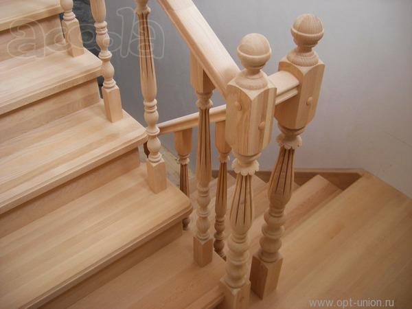 Деревянные элементы для лестницы - поручни сосна